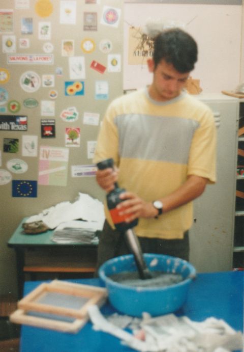 Fabricando pasta de papel a partir de resíduos